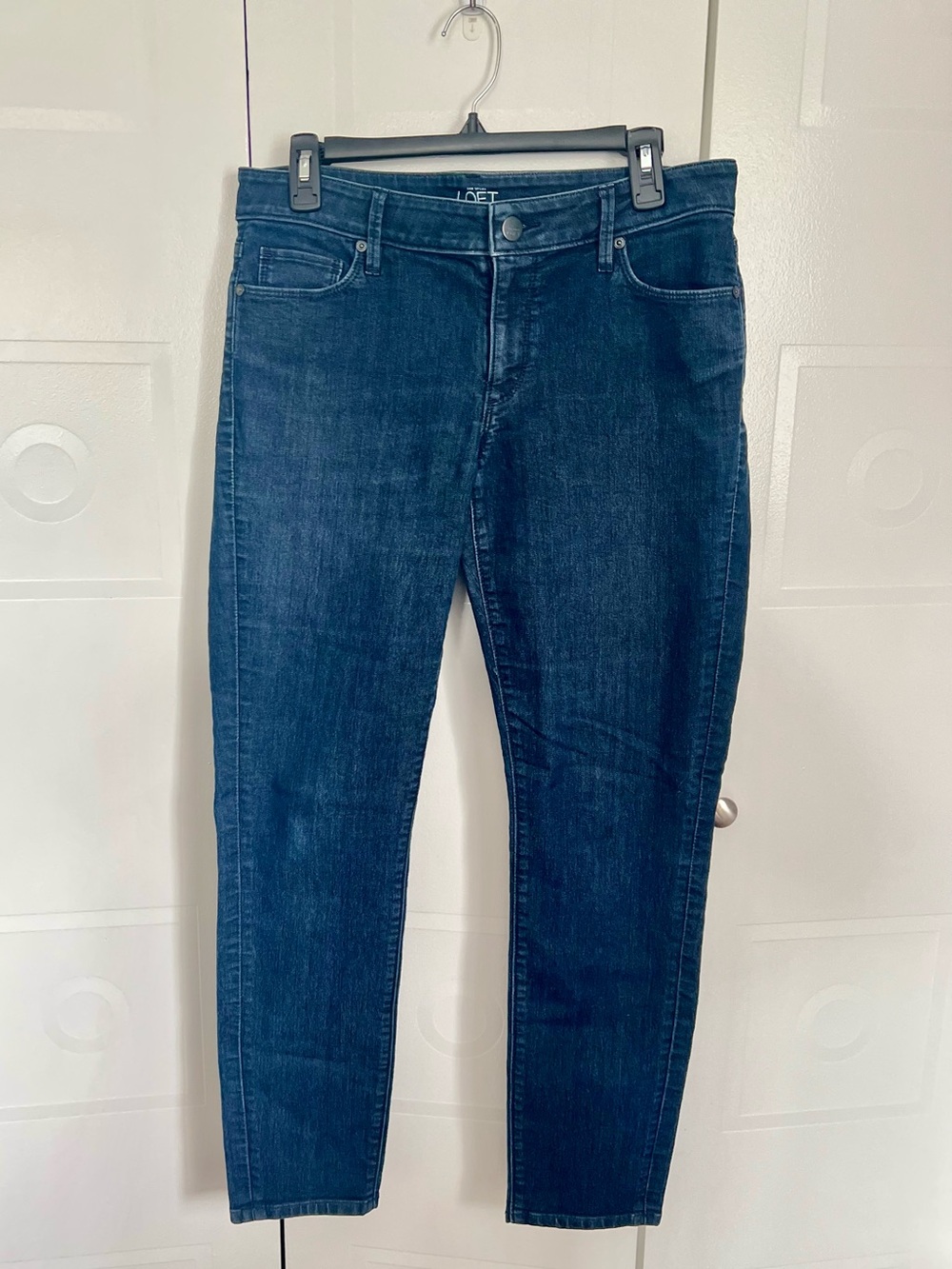 NWOT LOFT Curvy Skinny Jeans in Dark Indigo Blue Size 30/10